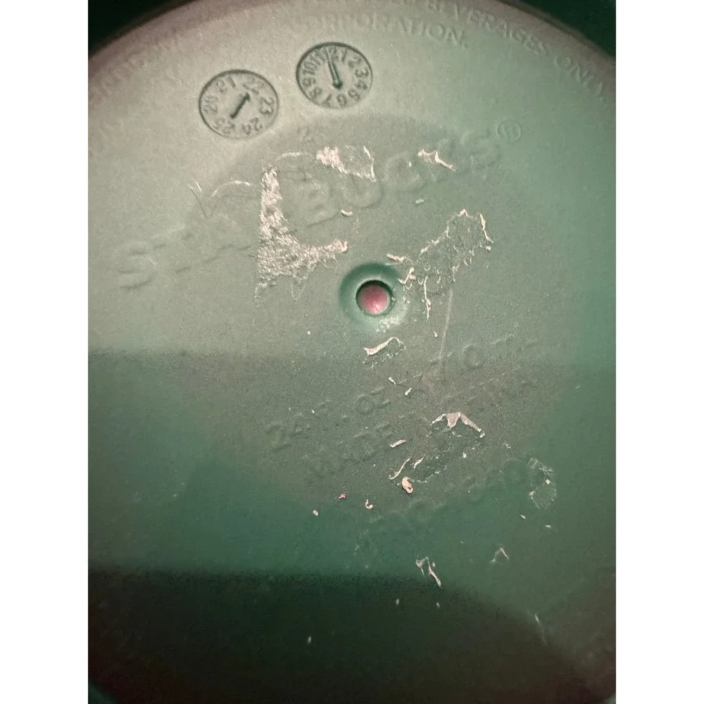 Starbucks Disney World Christmas Red Green Ombre Studded Tumbler 24oz Lid Damage